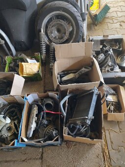 Díly KYMCO Xciting 250 - 2