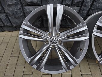 5x112 R19 VW Sebring Touareg Rline - 2