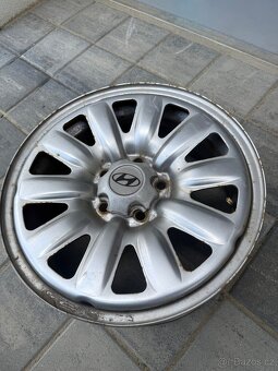 Kola 16" Hyundai i30 kombi (r.v.2022) - 2