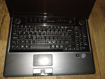 Prodám funkční notebook Asus M50S na díly - 2