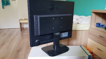 Monitor LG Flatron 48cm - 2