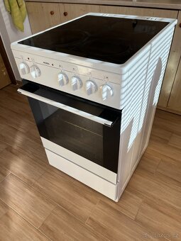 Elektrický sporák MORA MEC 56102 FW - 2