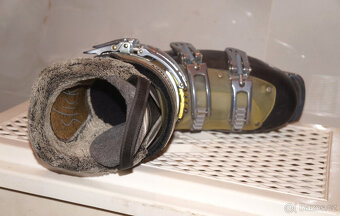 Skoro nové lyžáky 41 Salomon vel. 26,5 (7,5UK ; 41EU), bezva - 2