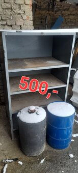 Regaly a skříně - 2