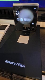 Samsung Z Flip 5 512Gb - 2