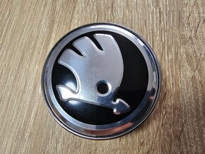 Nové poklicky do středu kol Škoda. - 2