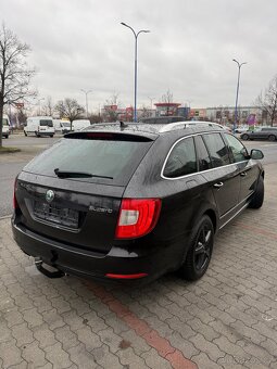 Škoda Superb - 2