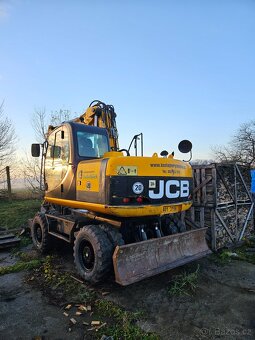 Kolový bagr JCB 145W - 2