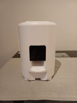 Prodám dávkovač krmiva pro kočky a psy - 2