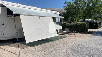 Concorde Charisma 900L - 2