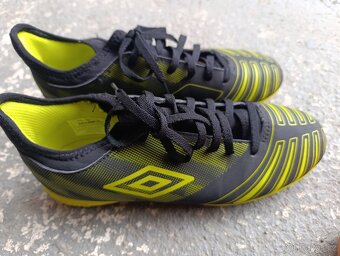 Kopačky UMBRO vel.41 - 2
