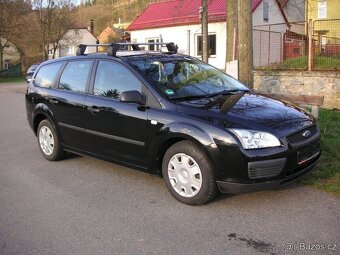 Ford Focus 1.8i - Serviska Combi - 2