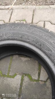 Prodám 4x zimní pneu 205x65R16C - 2