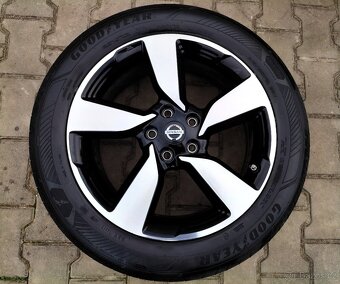 Alu kola originál Nissan Qashqai 5x114,3 R18 KRÁSNÁ SADA - 2