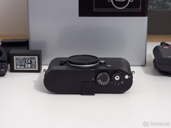 Leica M Monochrom Type 246 OVP, 2 baterie, EVF 2, balení pří - 2