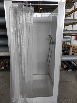 Sprchový box - 2