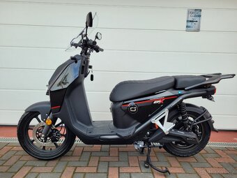 E-skútr Vmoto CPX (max 110 km/h) - nový, záruka 2 roky - 2