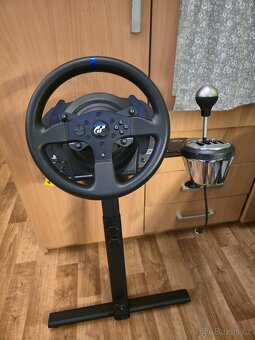 Thrustmaster T300 RS GT + řadička + držák - 2
