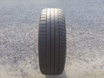 Letní pneu BRIDGESTONE Turanza T005 - 215/60 R17 - 2