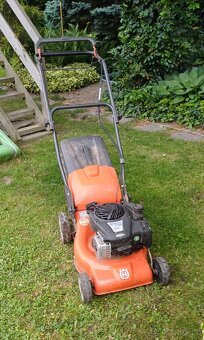 sekačka Husqvarna - 2