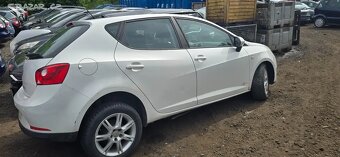bouraný Seat Ibiza 1.2 - 2