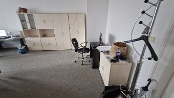 Nábytek do kanceláře - 2