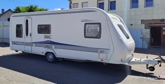 Karavan HOBBY 560, palandy - 2
