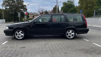 Volvo V70 2.5 TD (1998) – poctivé kombi s černou kůží - 2
