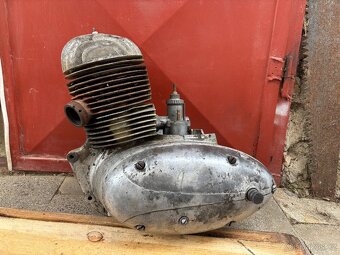 Motor jawa 250 353 - 2