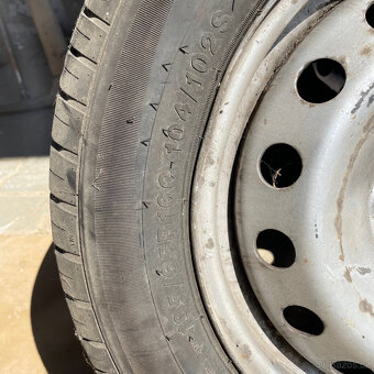 Pneu TOMKET 195/65R16 - 2