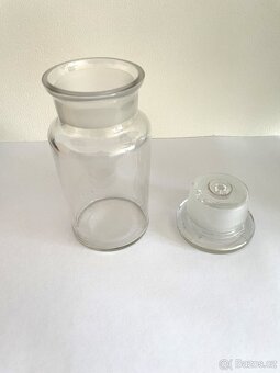 Skleněná karafa - 2