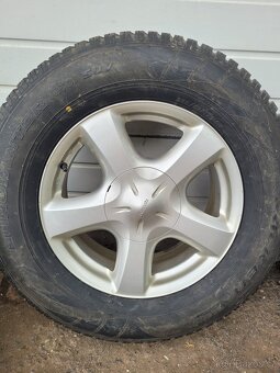 ISUZU D  MAX kola s pneu 255/65 R17 zimní - 2