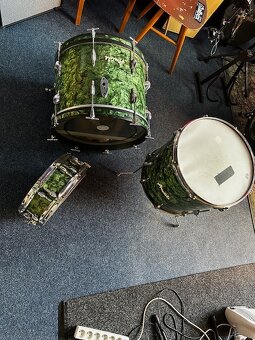 Prodám bicí soupravu Amati - 2
