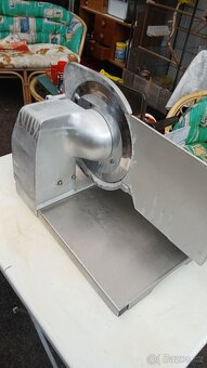 Prodám nářezový stroj - 2