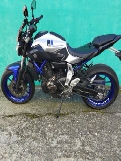 YAMAHA MT- 07 - 2