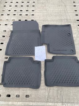 Originál gumové koberečky nissan Qashqai 3 generace - 2