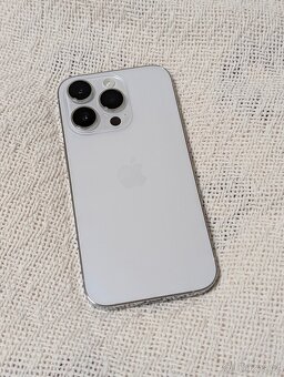 iPhone 14 Pro 256GB bílý - 2