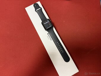 Apple Watch 3 42mm Space Gray - 2