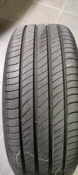 Letní pneu 235/50 R19 - 2