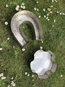 Dortové formy, pánve, nůžky, kuchyňské spotřebiče - 2