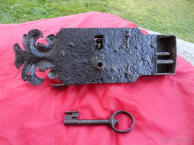 Barokní zámek na dveře, 18.stol. - 2