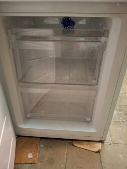 Lednička s mrazákem ETA 170 litrů - 2