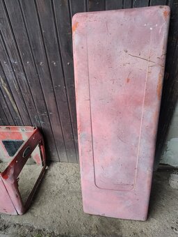 Kompletni kapota Zetor URI - 2