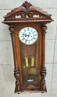 starožitné bohatě vyřezávané dvouzávažové hodiny - 2