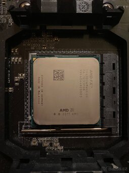 Základní deska Asus AM3+ + FX 6100 + 6GB DDR3 - 2