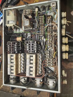 Prodám ovládání přímotopu - 2