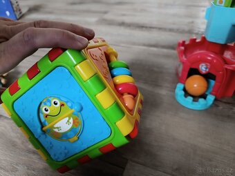 Hračky pro děti od 6M - 2