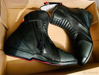 Motocyklové boty SIGMA velikosti UK 9, EU 43, US 10 - 2