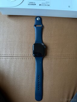 PRODÁM APPLE IWATCH SERIES 6 - 44 mm - 2