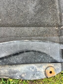 Audi a6 4g kryt motoru - 2